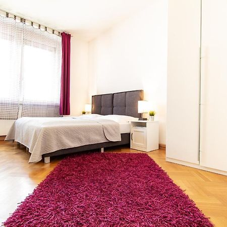 Apartment Mandlgasse I Contactless Check-In Vienna Luaran gambar