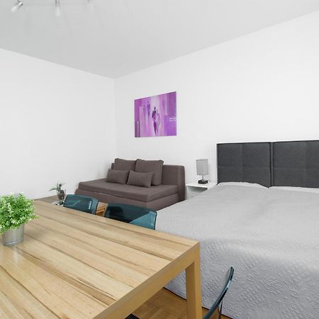 Apartment Mandlgasse I Contactless Check-In Vienna Luaran gambar