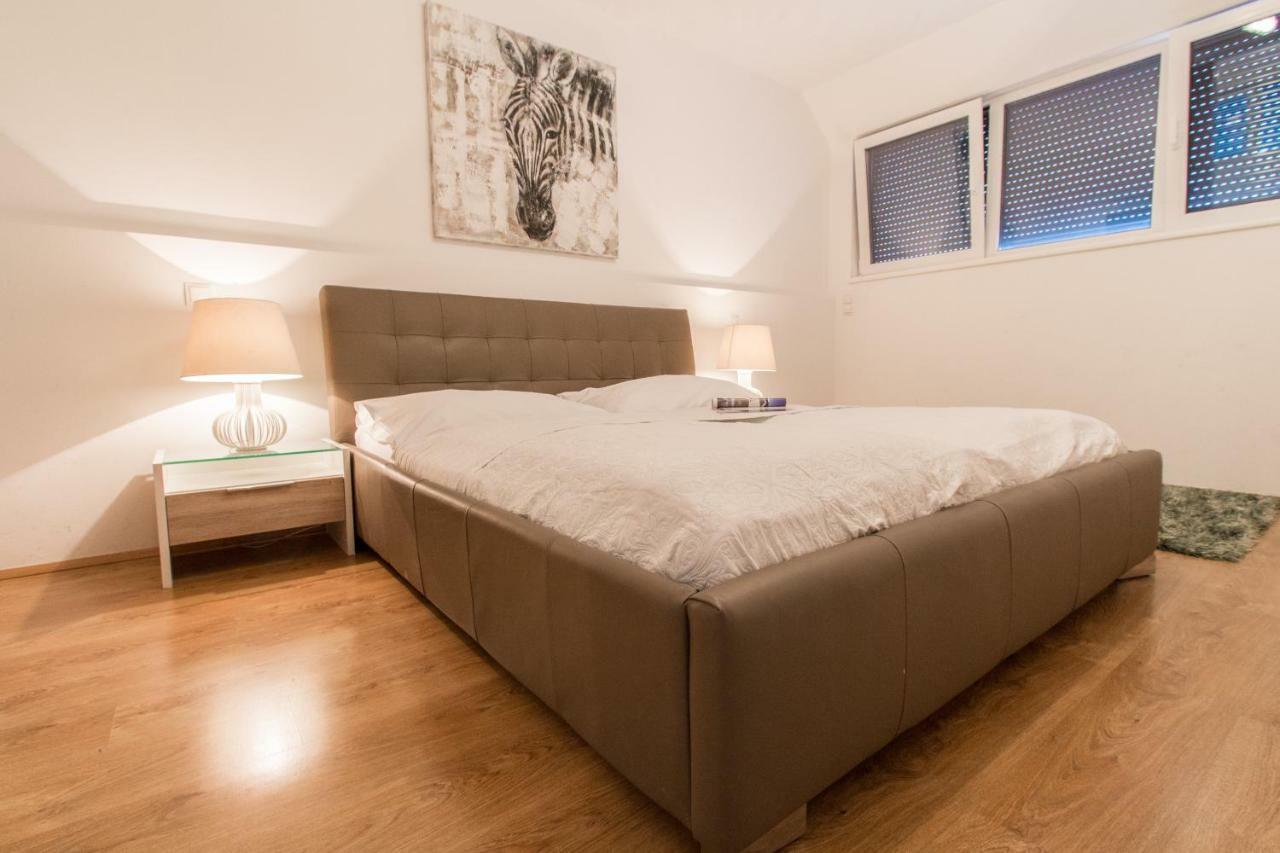 Apartment Mandlgasse I Contactless Check-In Vienna Luaran gambar